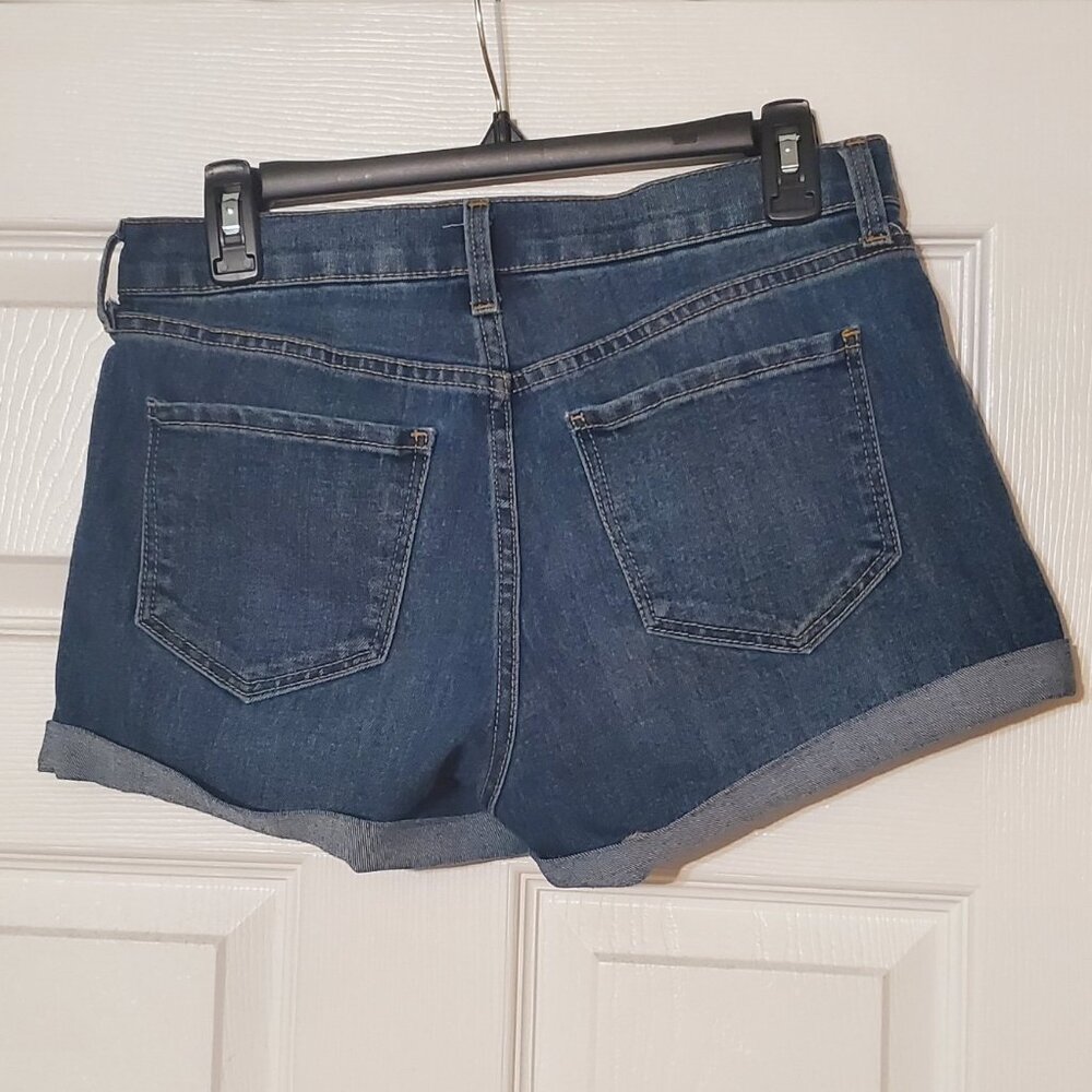 Old Navy Cuffed Mini Denim Jean Shorts Size 2 Dark Wash 3 inch inseam - Picture 2 of 5